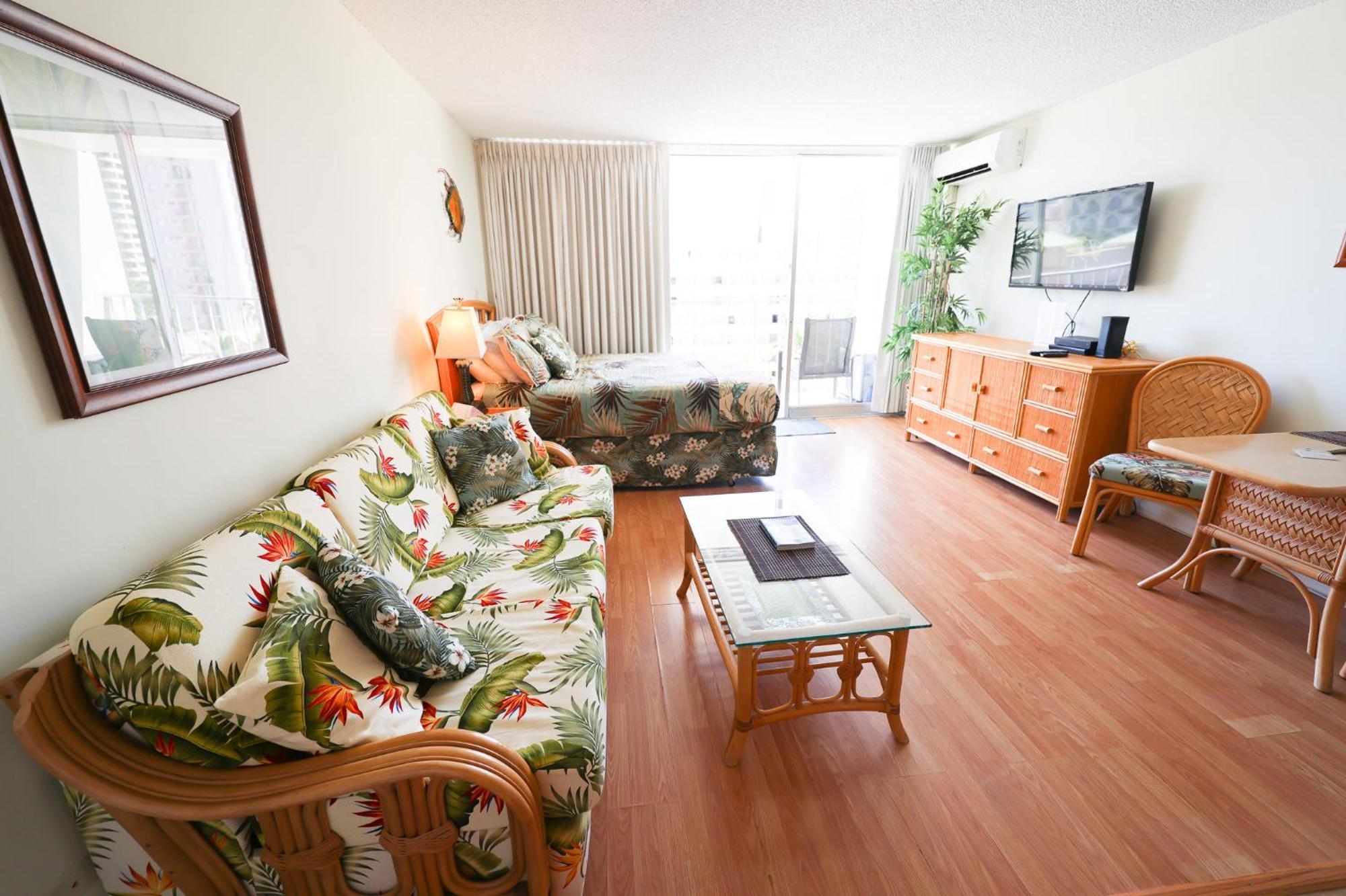 Tropical Studios At Marine Surf Waikiki - Free Parking - Best Location - Full Kitchen - Swimming Pool Honolulu Exterior foto