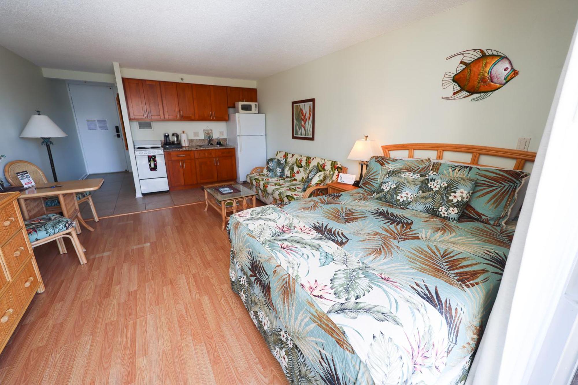 Tropical Studios At Marine Surf Waikiki - Free Parking - Best Location - Full Kitchen - Swimming Pool Honolulu Exterior foto
